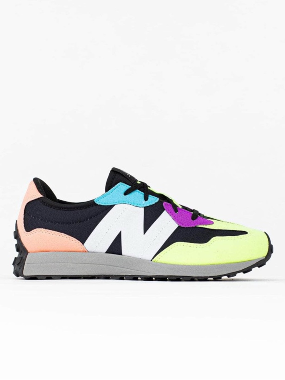 New Balance 327 BLACK MULTI size 7Y